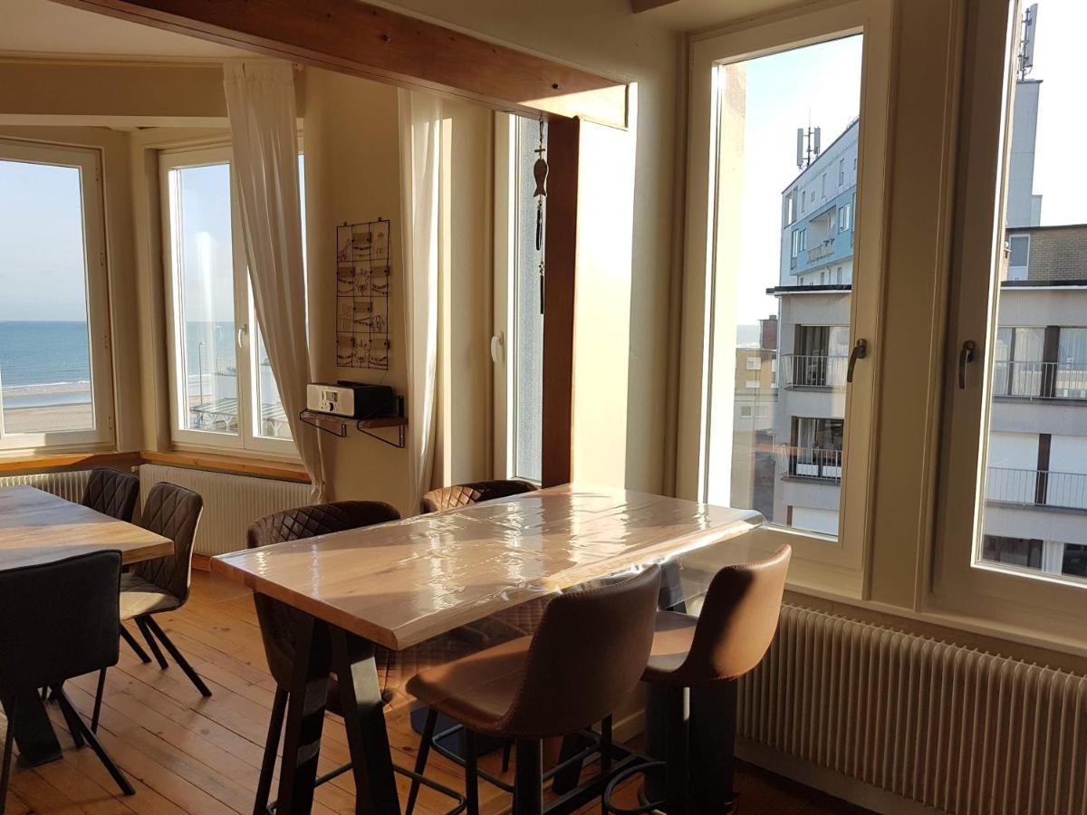 Apt 6 Pers. Duplex Vue Mer Avec Charme De L'Ancien Bray-Dunes Luaran gambar