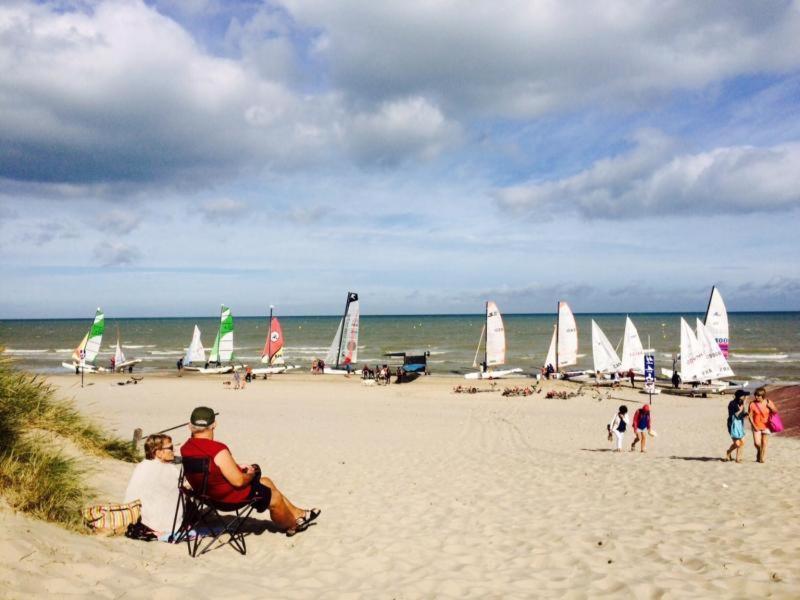 Apt 6 Pers. Duplex Vue Mer Avec Charme De L'Ancien Bray-Dunes Luaran gambar
